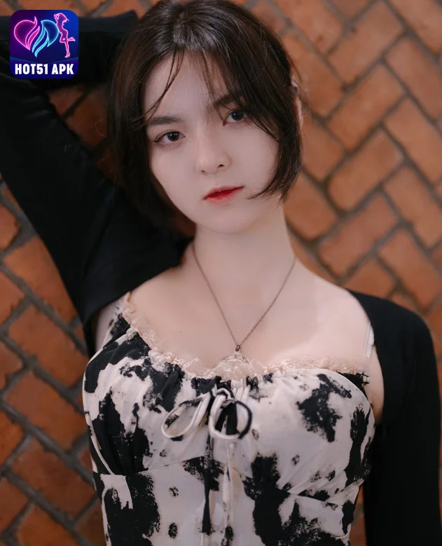Read more about the article Du Du-Mengulas Kehebohan Live Hot51 China Livestream Hot51: Download Mod Apk Hot51 untuk Pengalaman Terbaik Beautiful Girl