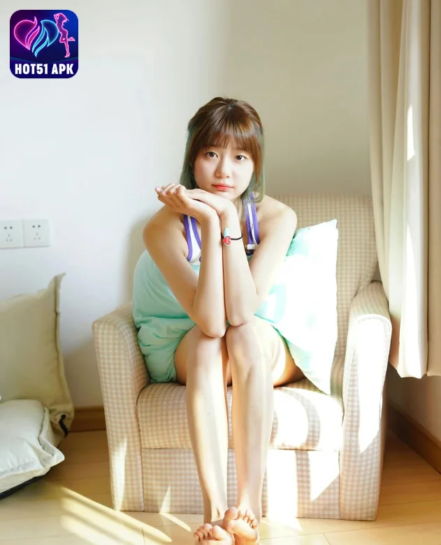 Read more about the article Exploring the Phenomenon of Lan Zi Star: A Deep Dive into the Hot51 Livestream APK and the Enthralling World of Live Entertainment Beautiful girl