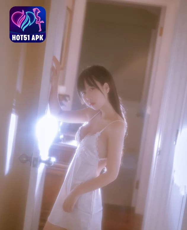 Meng Ya Er: Bintang China yang Menawan di Hot51 - Eksplorasi Pesona dan Kehebatan di Dunia Bling2 Mod Apk dan MMLive . beautiful girl chinese on Hot51 5 - Hot51 Meng Ya Eri-hot51