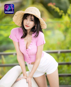 Read more about the article Yang Chen Chen: Model Indonesia Hot51 Memikat Hati