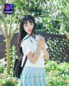 Read more about the article Yi Zhi Nuan: model Hot51 yang memesona di Indonesia