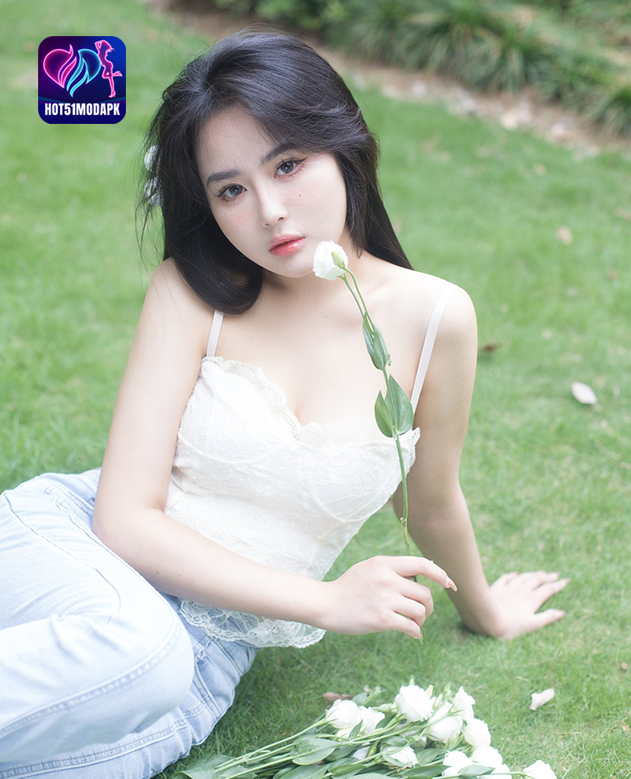 Read more about the article Temukan pesona Ya Ya Pao Fu, model cantik Hot51 di Indonesia