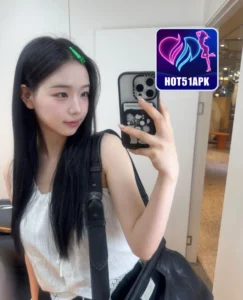 Read more about the article Ethan Whitfield Cantik Bersinar di Hot51 Apk