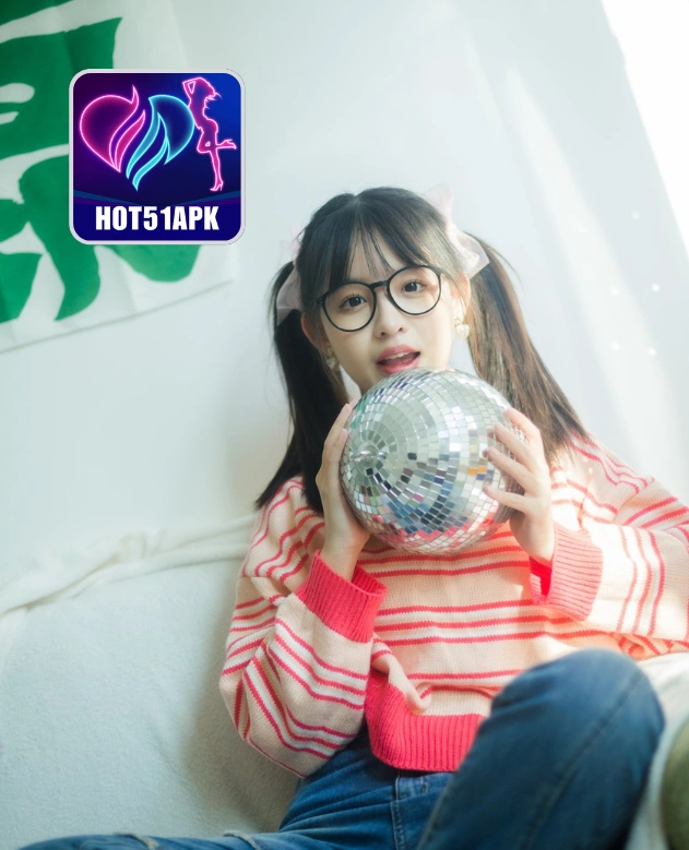 Julia Collins Bintang Cantik Hot51 Apk 2026 3 - Hot51 Julia Collins-Hot51