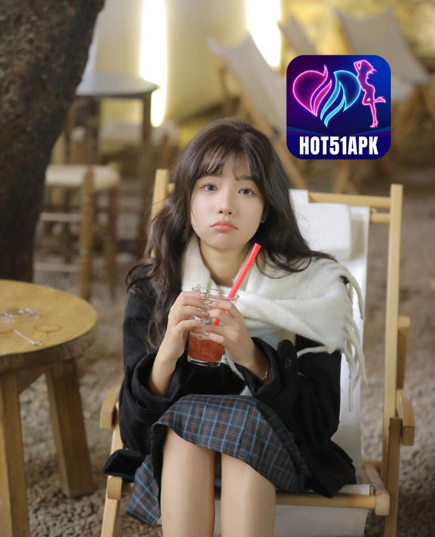 Mia Richardson-HOT51