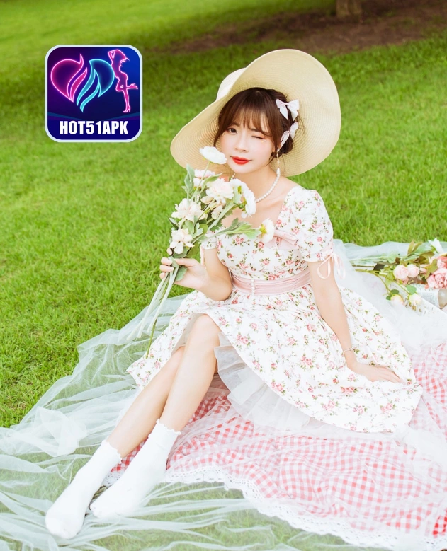 Pesona Sophia Thornley di HOT51 APK 2026 3 - Hot51 Sophia Thornley-Hot51