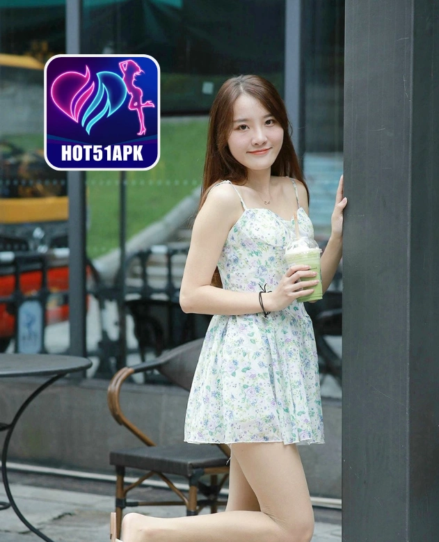 Delaney Hamilton-Hot51 