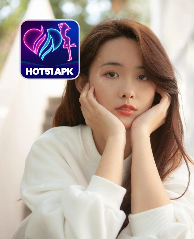 Thalia Hawthorne-Hot51